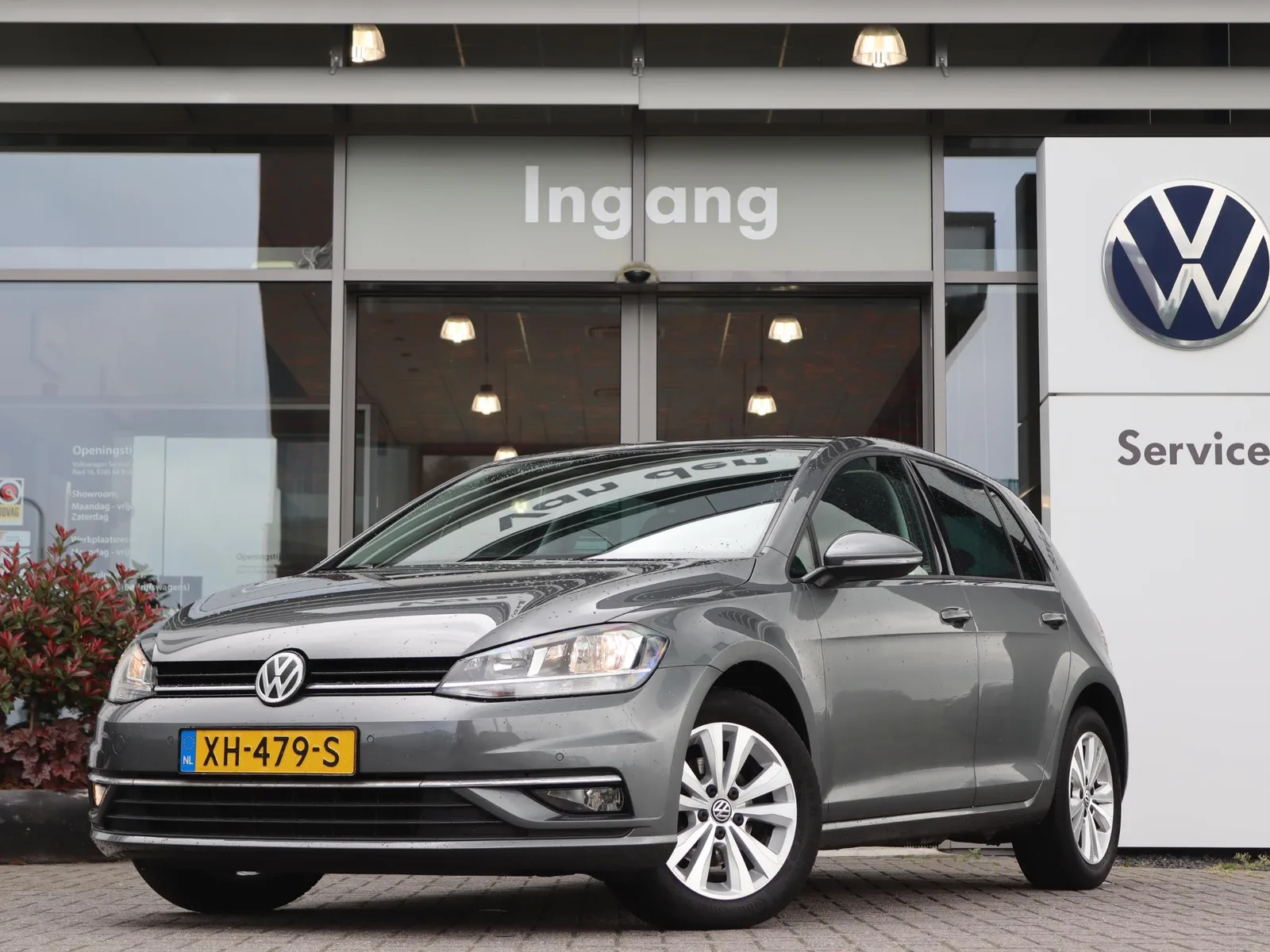 Volkswagen Golf (2019) — foto 1
