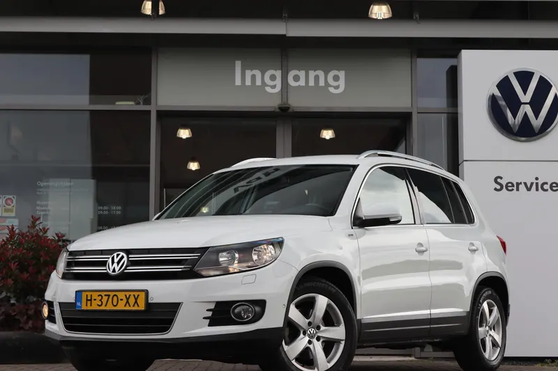 Volkswagen Tiguan (2015)