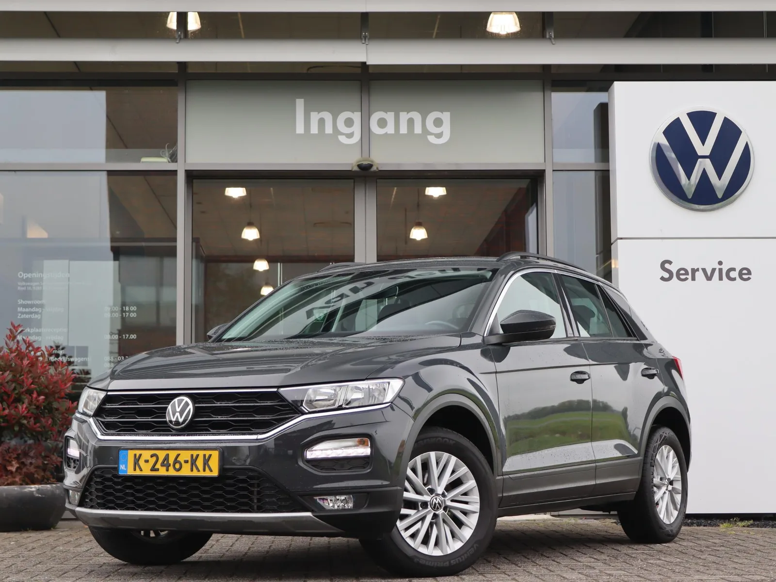 Volkswagen T-Roc (2021) — foto 1