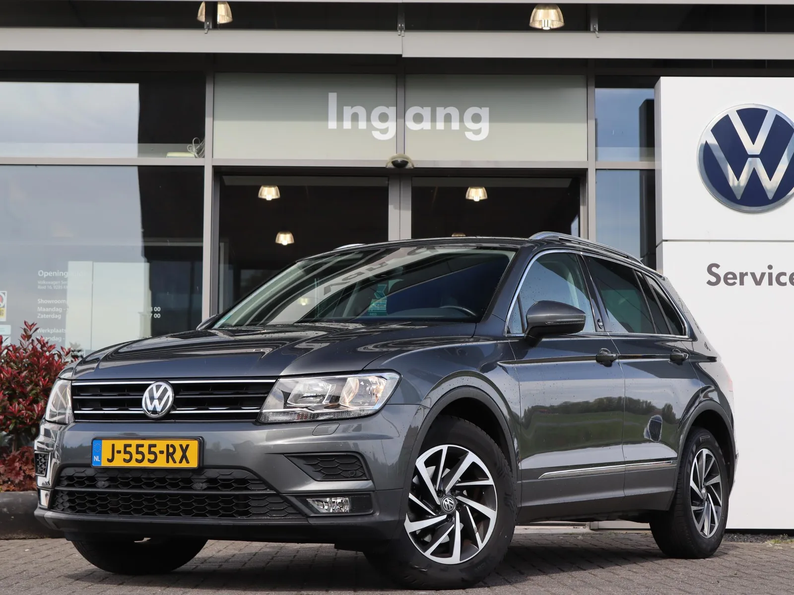 Volkswagen Tiguan (2017) — foto 1