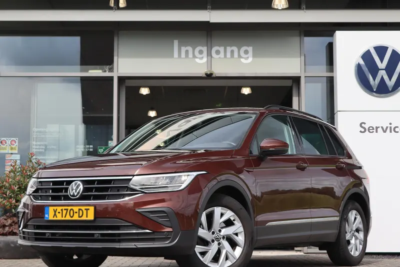 Volkswagen Tiguan (2022)