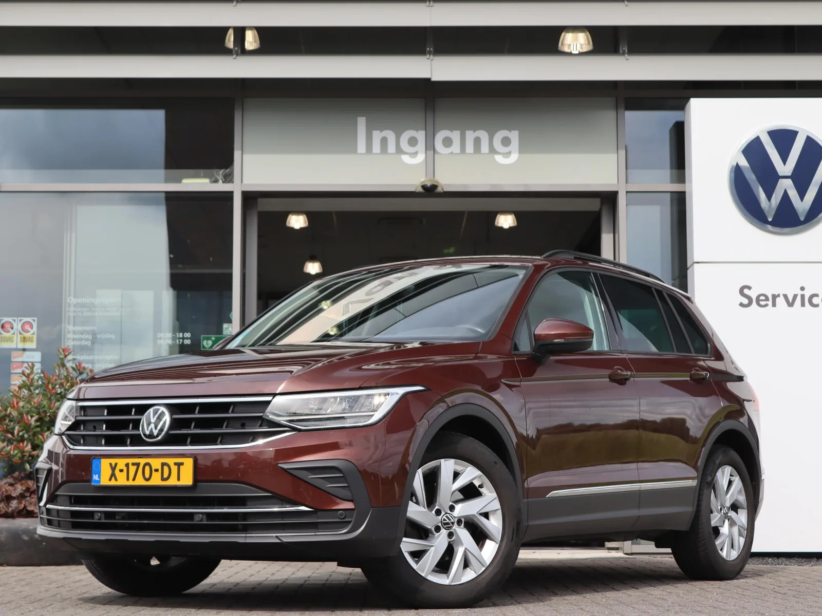 Volkswagen Tiguan (2022) — foto 1