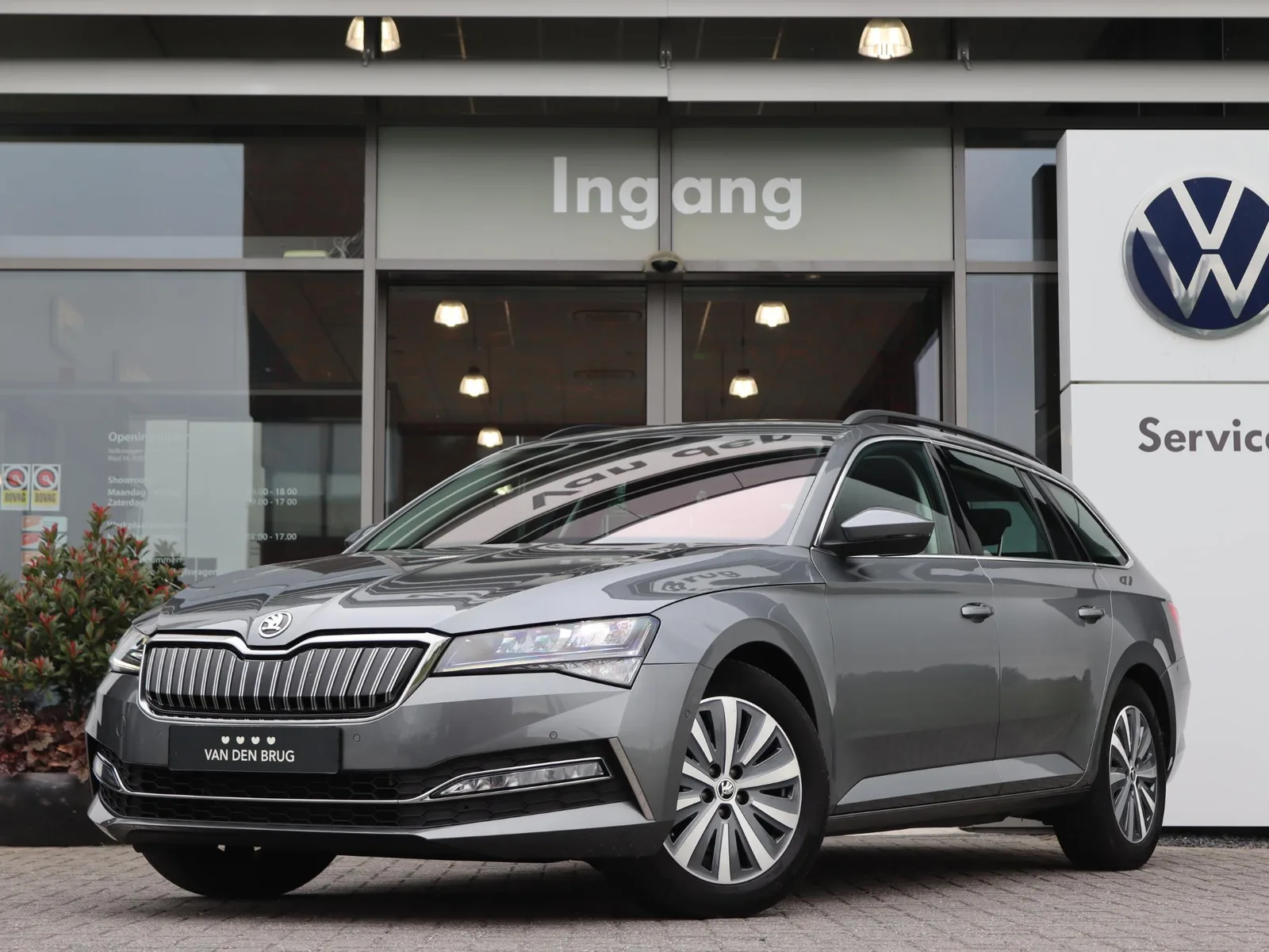 Škoda Superb (2022) — foto 1
