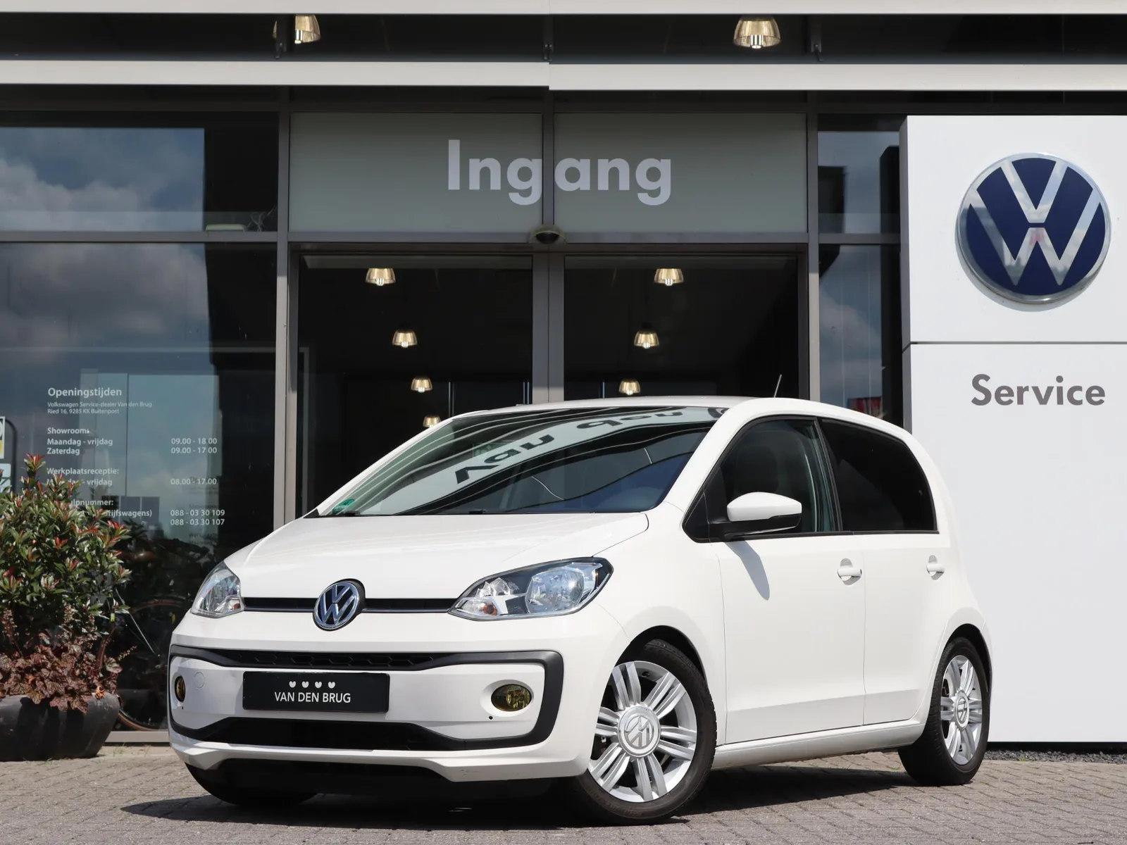 Volkswagen Up! (2017) — foto 1