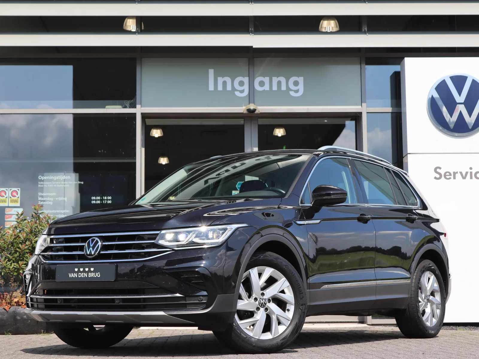 Volkswagen Tiguan (2022) — foto 1