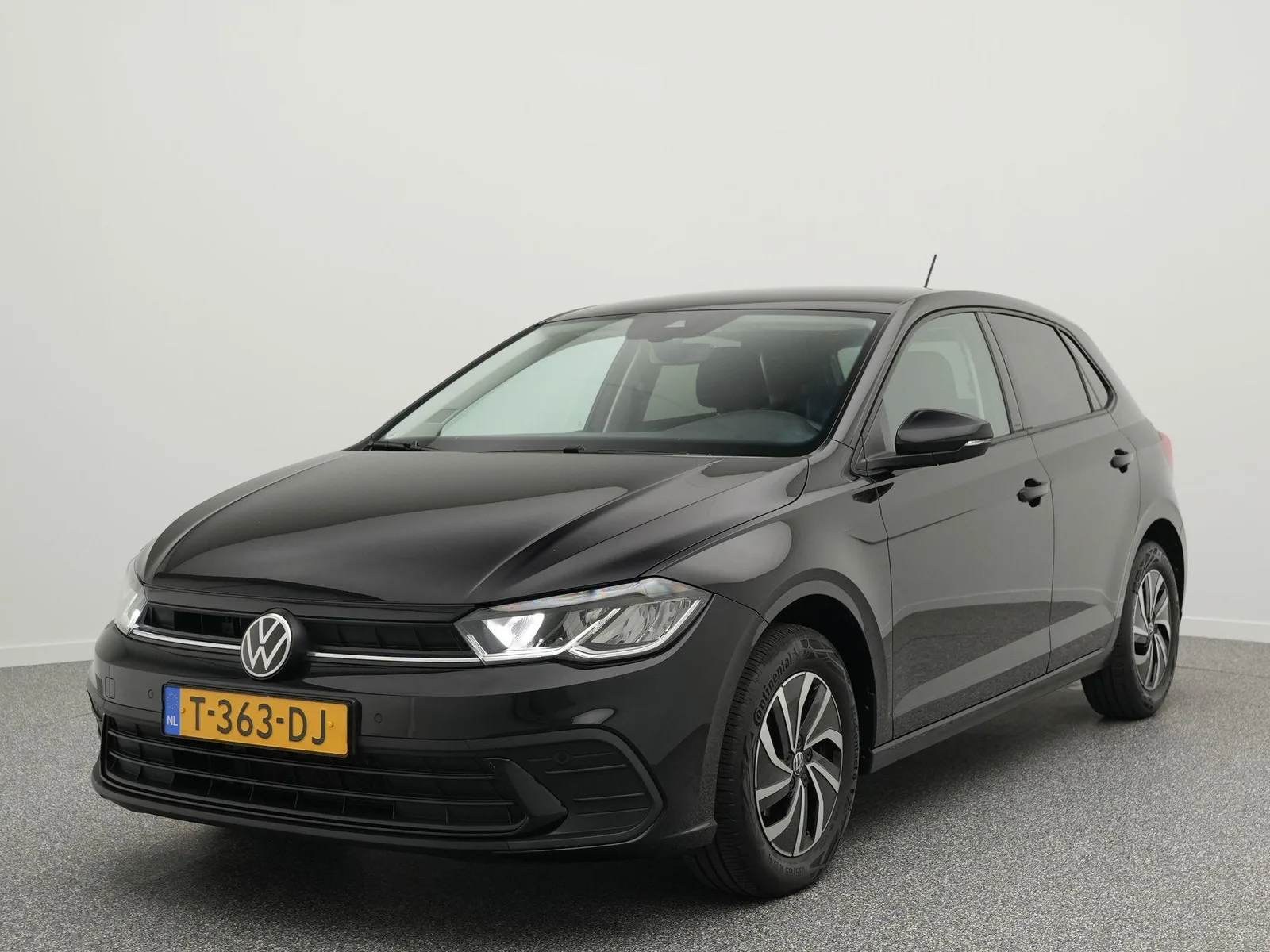 Volkswagen Polo (2023) — foto 1