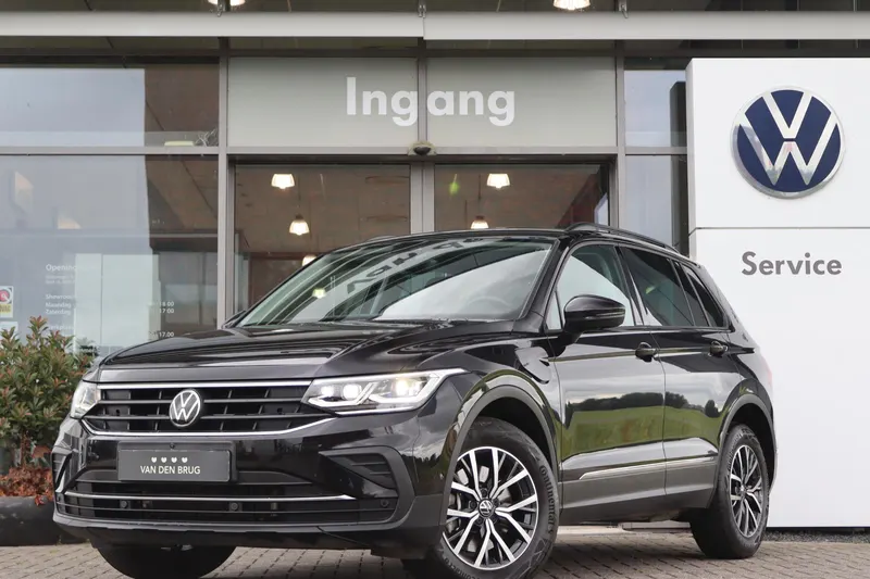 Volkswagen Tiguan (2022)