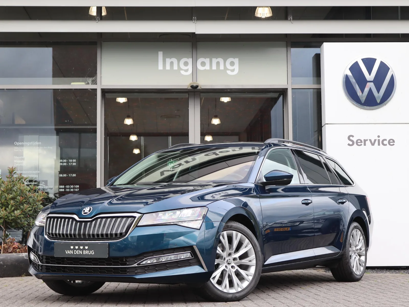 Škoda Superb (2022) — foto 1