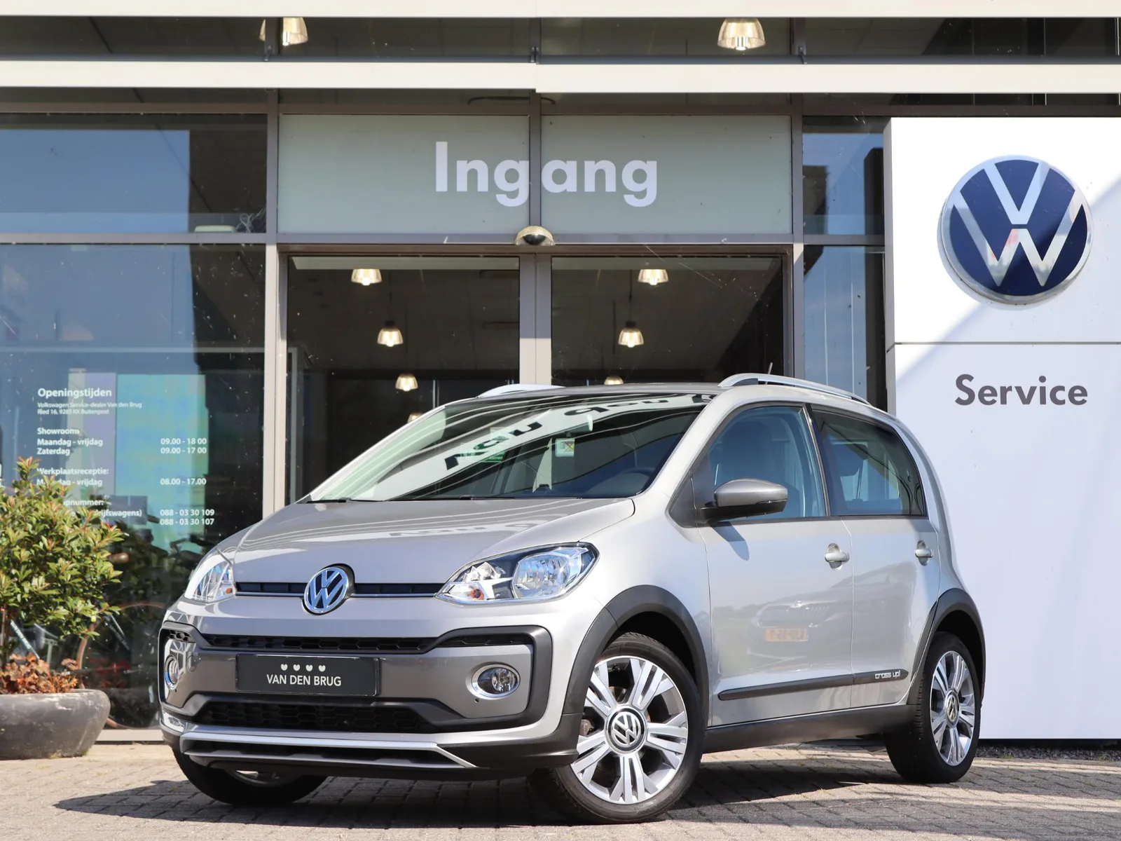 Volkswagen Up! (2018) — foto 1