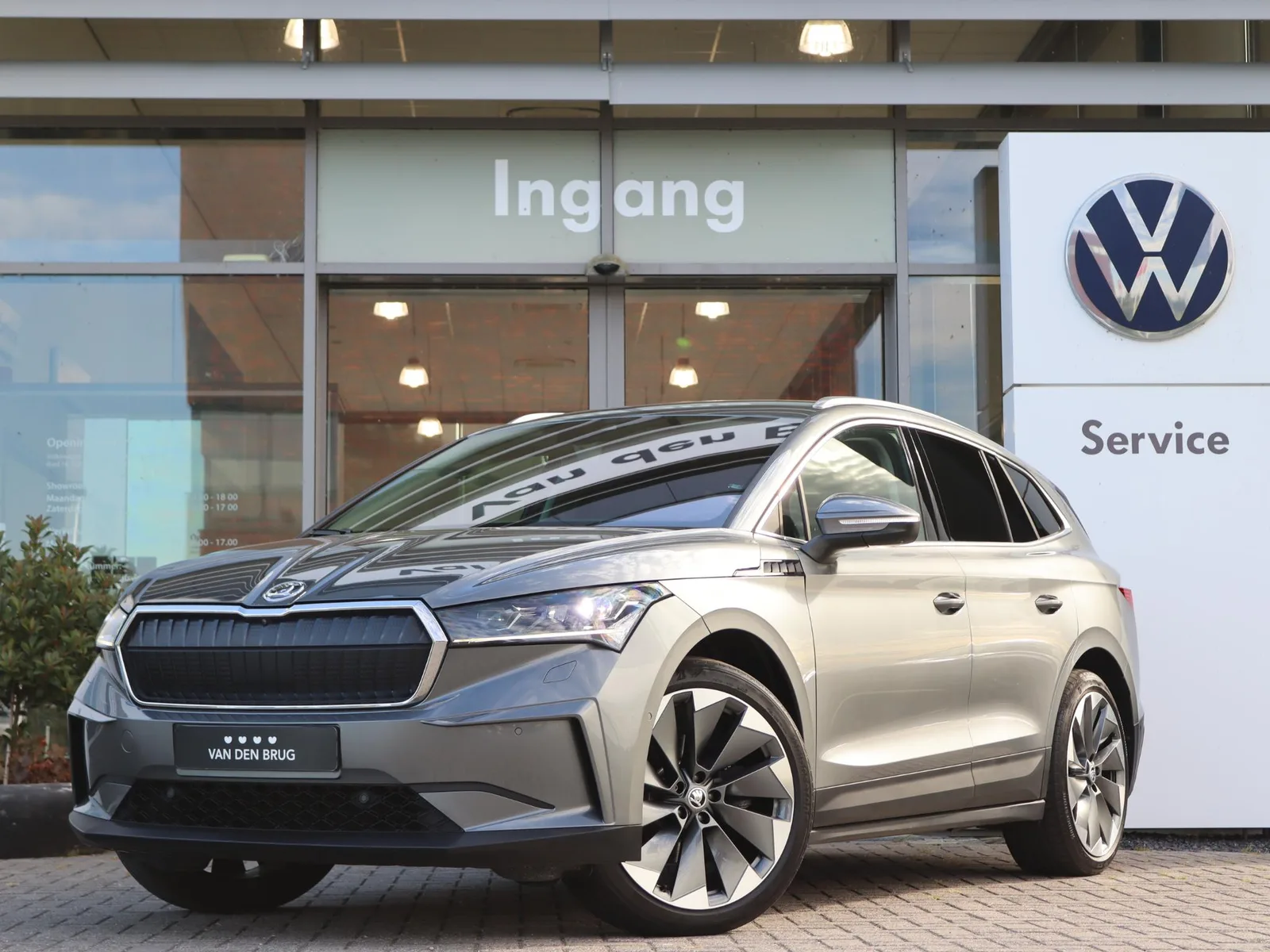 Škoda Enyaq (2023) — foto 1