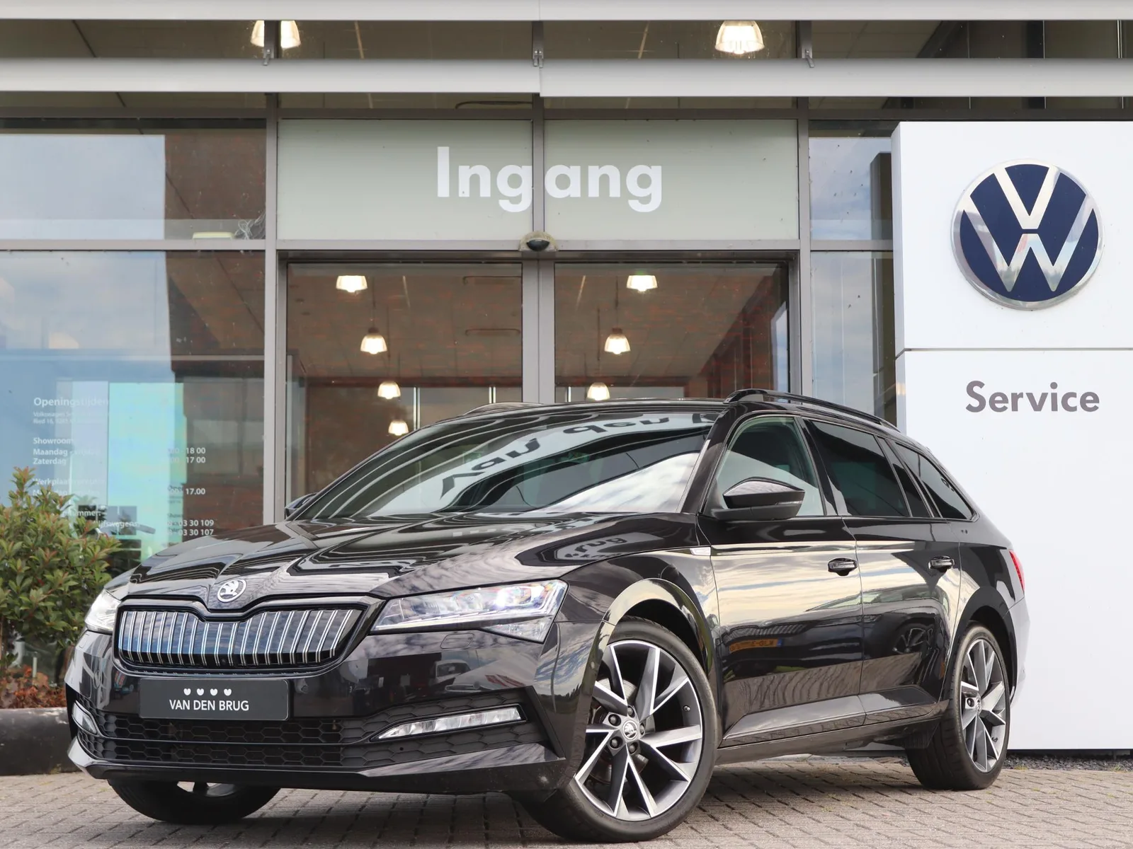 Škoda Superb (2022) — foto 1