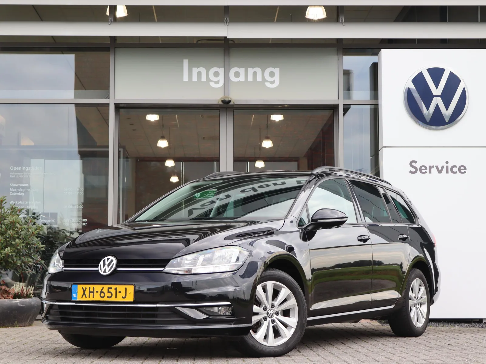 Volkswagen Golf (2019) — foto 1