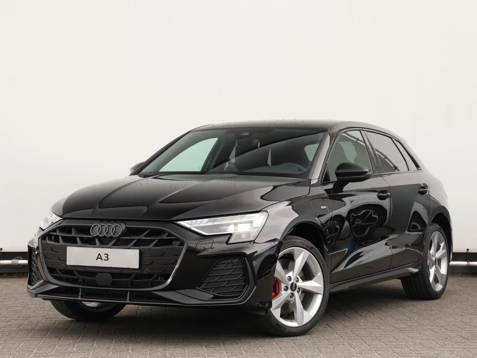 Audi A3 (2025) — foto 1