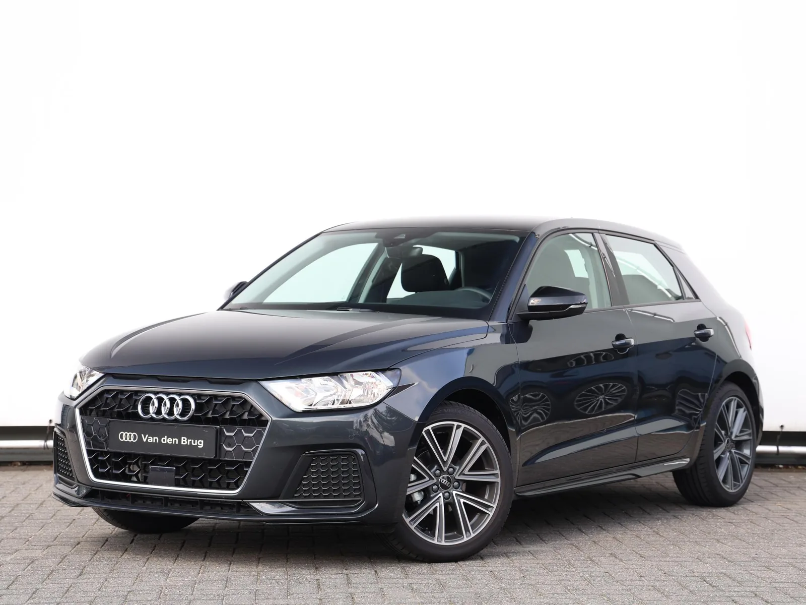 Audi A1 (2025) — foto 1