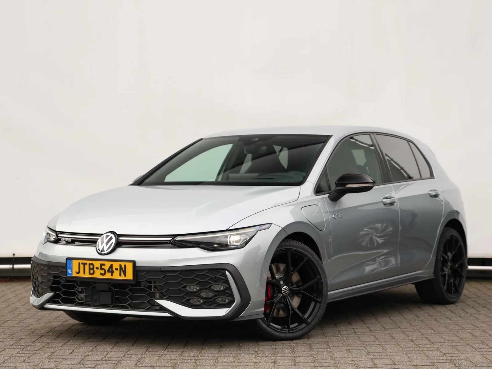 Volkswagen Golf (2026) — foto 1