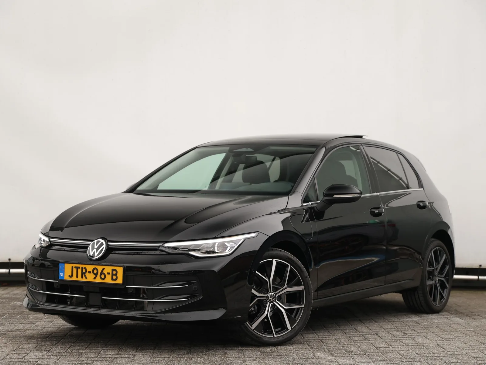 Volkswagen Golf (2026) — foto 1