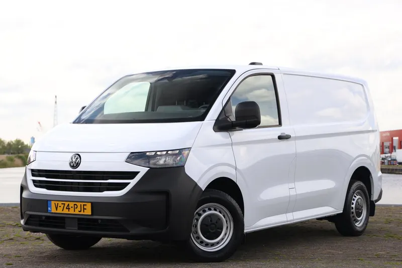 Volkswagen Transporter (2024)