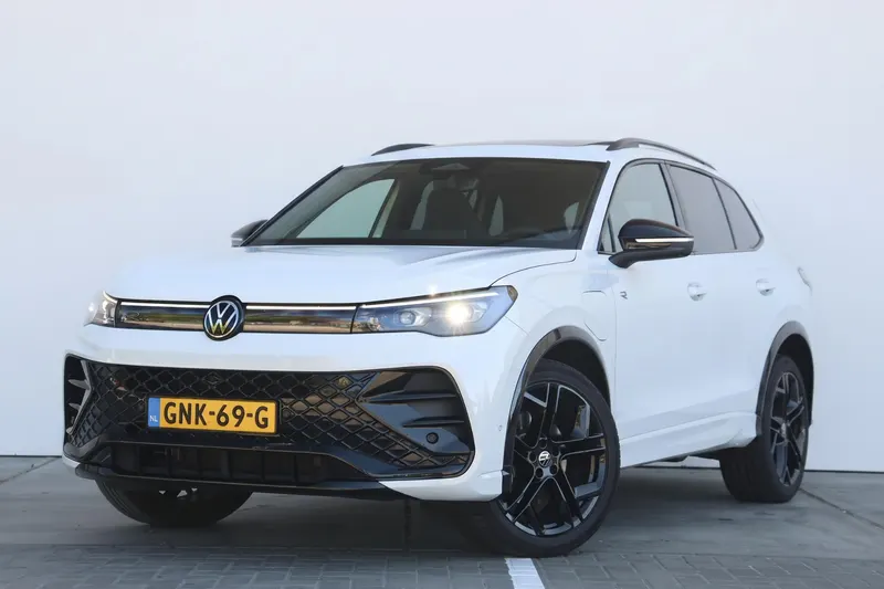Volkswagen Tiguan (2024)