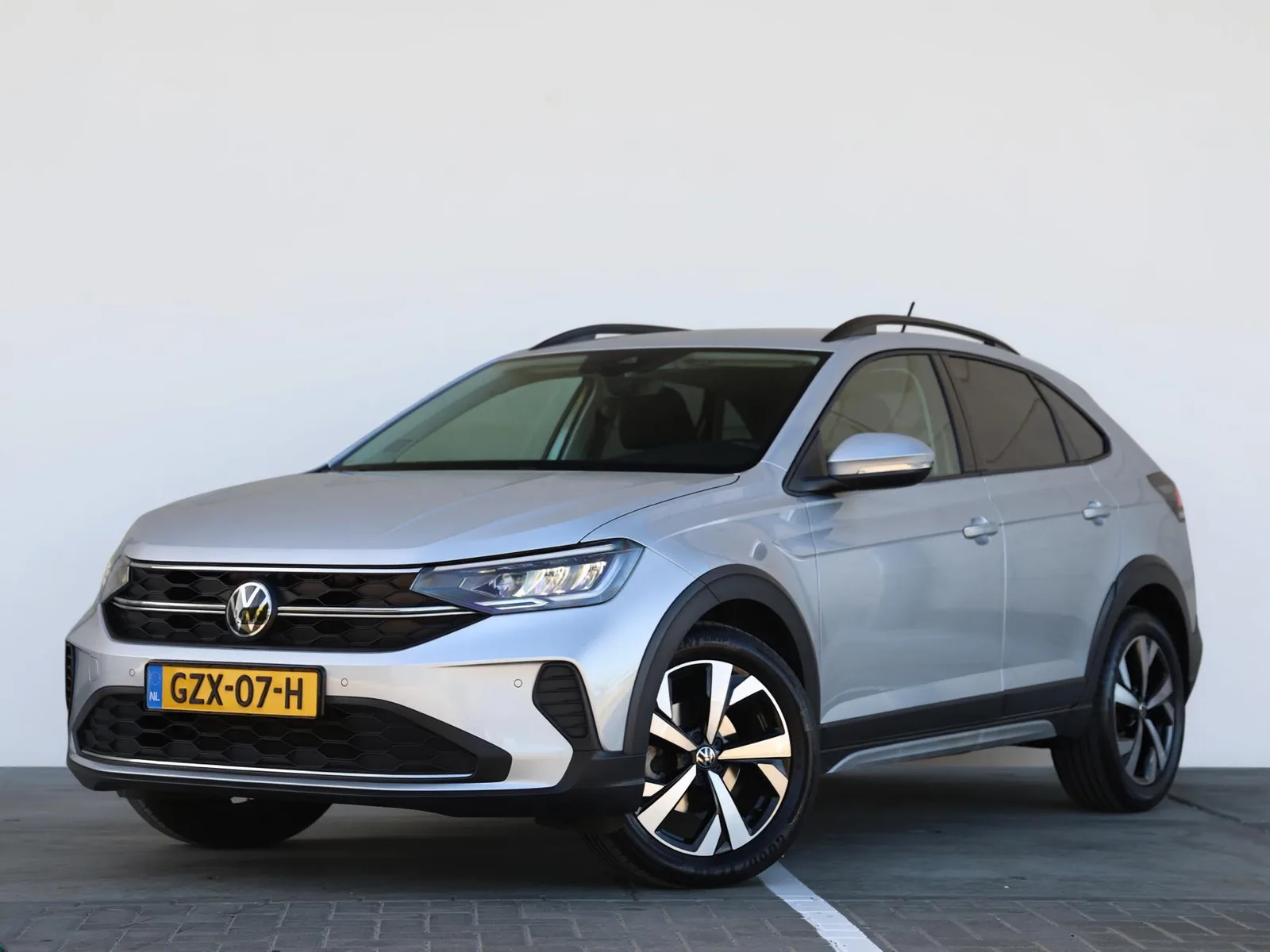Volkswagen Taigo (2024) — foto 1