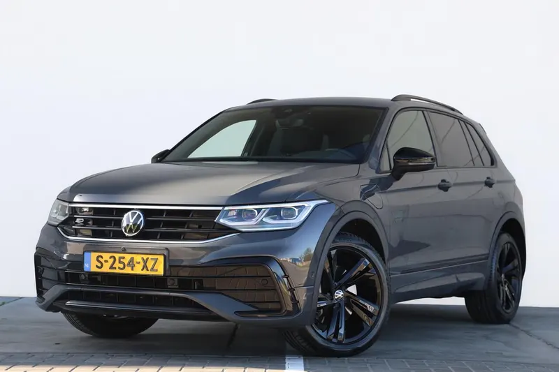 Volkswagen Tiguan (2023)