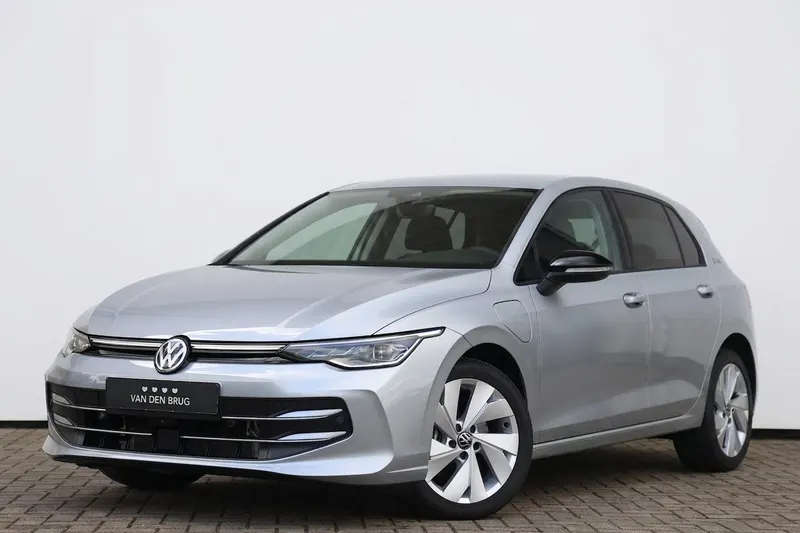 Volkswagen Golf (2025)
