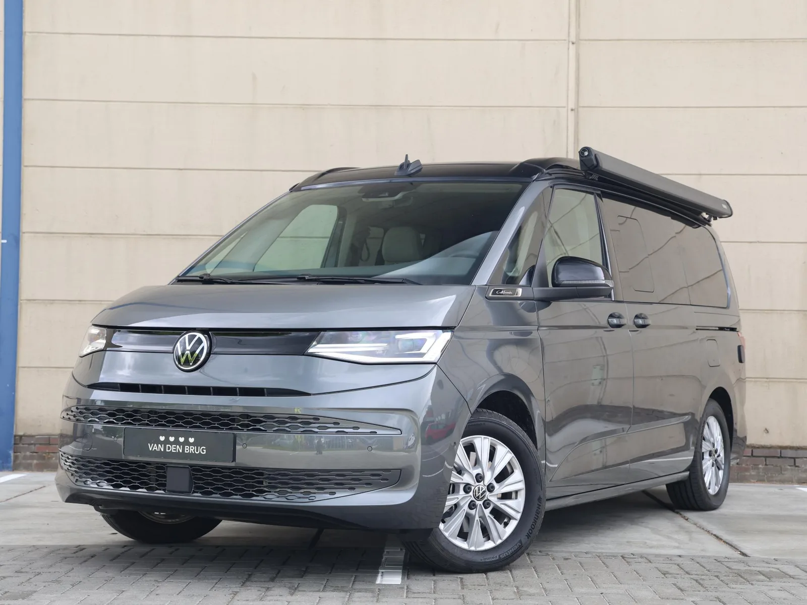 Volkswagen California (2025) — foto 1