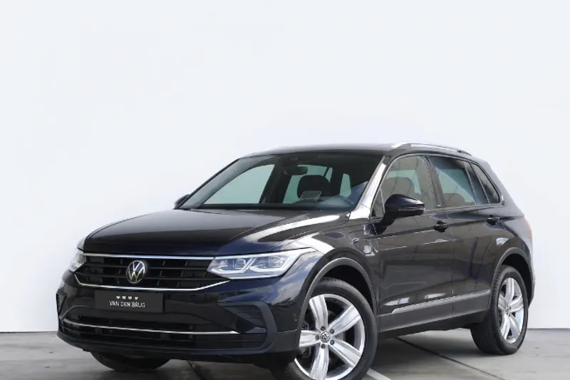 Volkswagen Tiguan (2022)