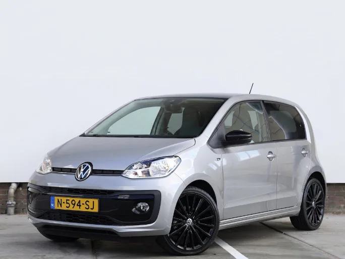 Volkswagen Up! (2022) — foto 1