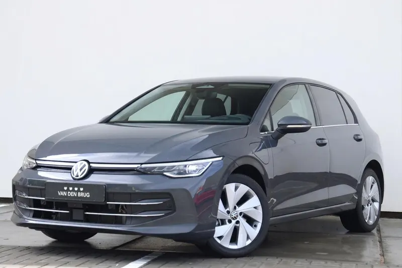 Volkswagen Golf (2025)