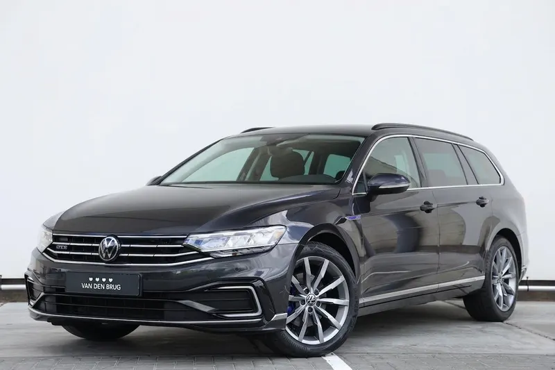 Volkswagen Passat (2022)