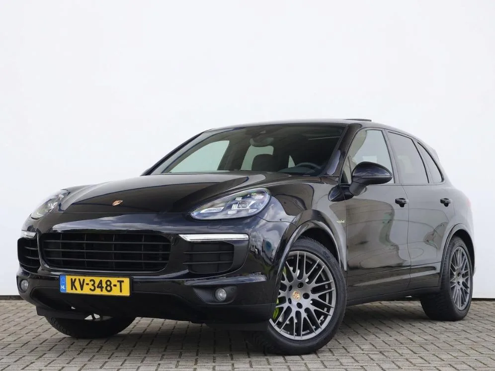 Porsche Cayenne (2016) — foto 1