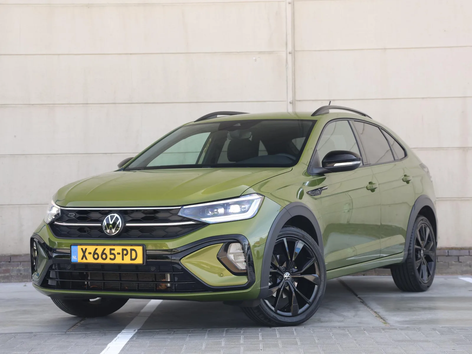 Volkswagen Taigo (2024) — foto 1