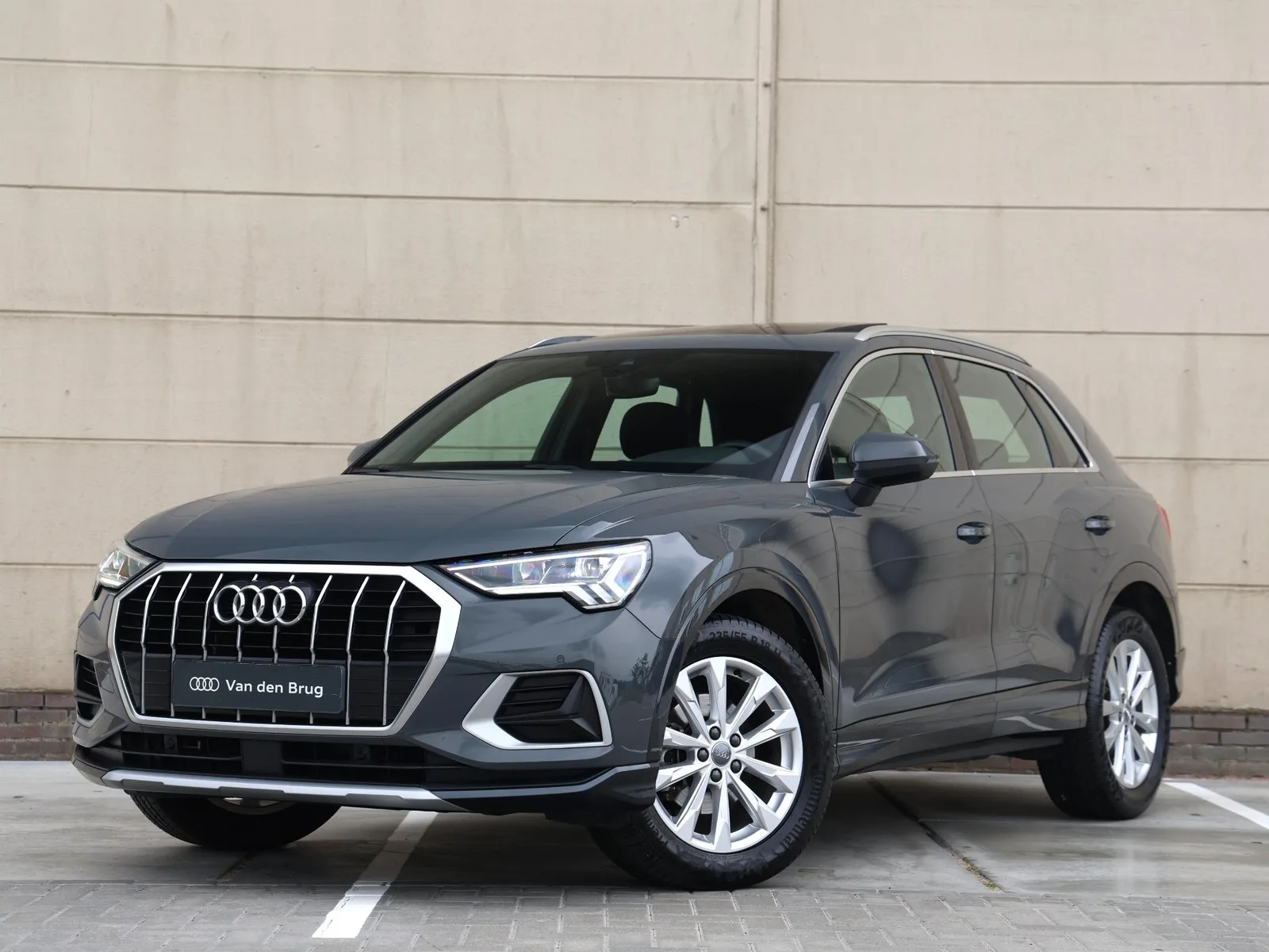 Audi Q3 (2019) — foto 1