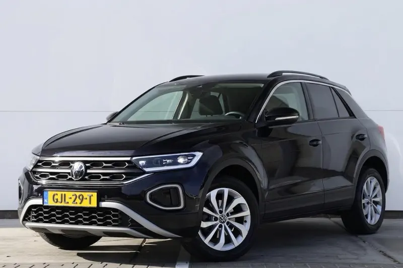 Volkswagen T-Roc (2024)