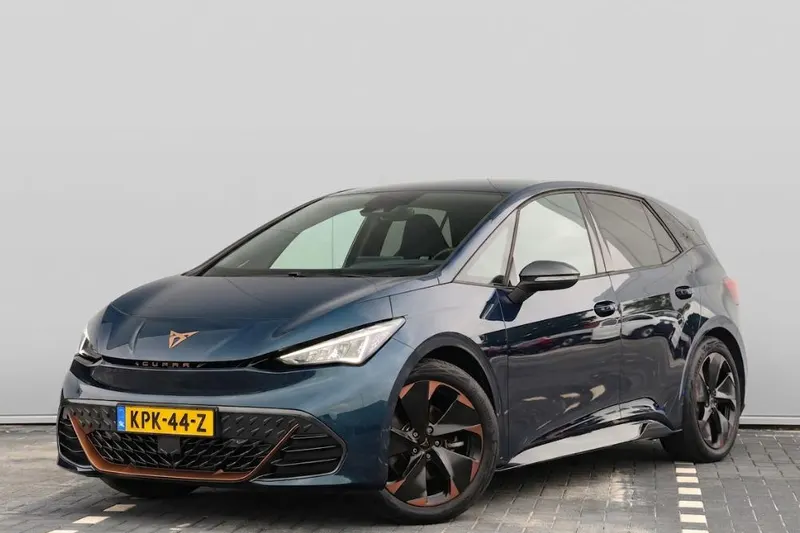 CUPRA Born (2024)