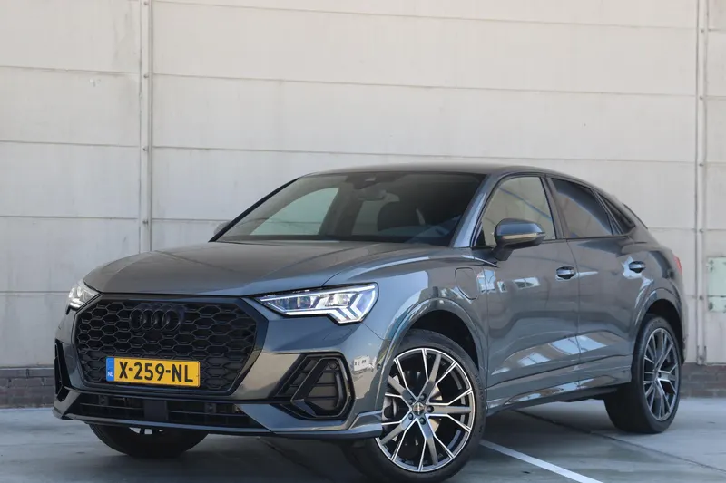 Audi Q3 (2024)