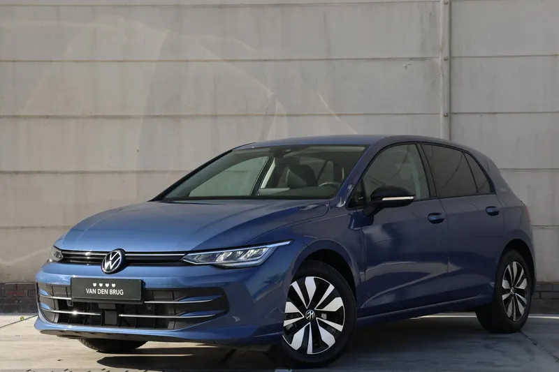 Volkswagen Golf (2025)