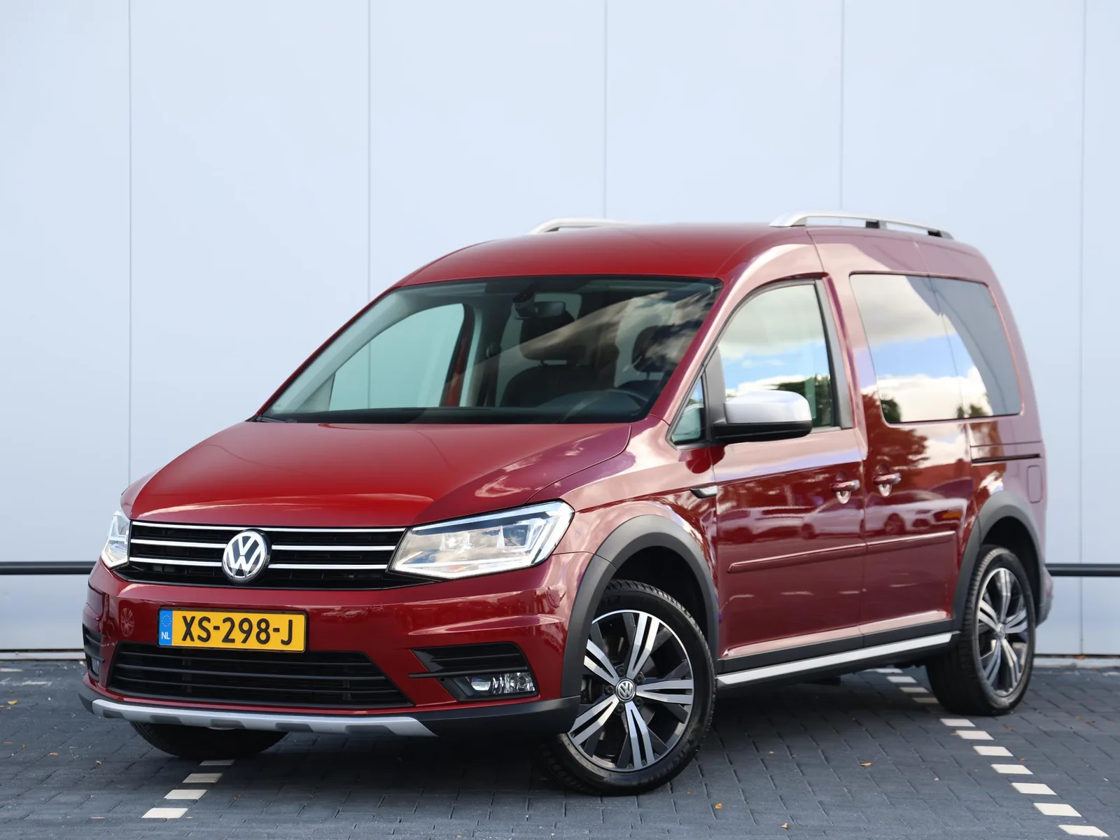 Volkswagen Caddy (2018) — foto 1