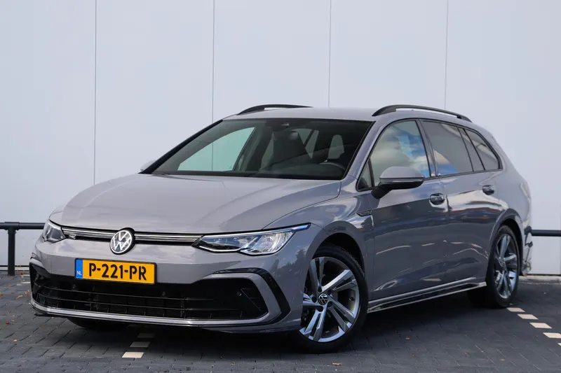 Volkswagen Golf (2021)