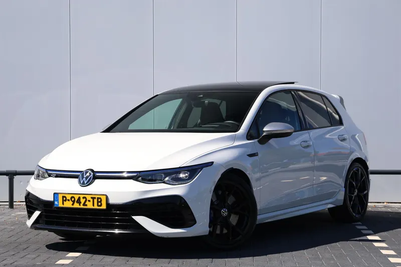 Volkswagen Golf (2022)