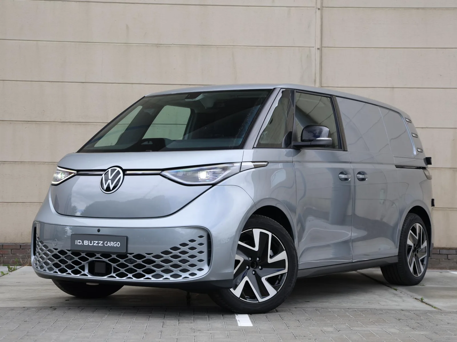 Volkswagen ID. Buzz (2026) — foto 1