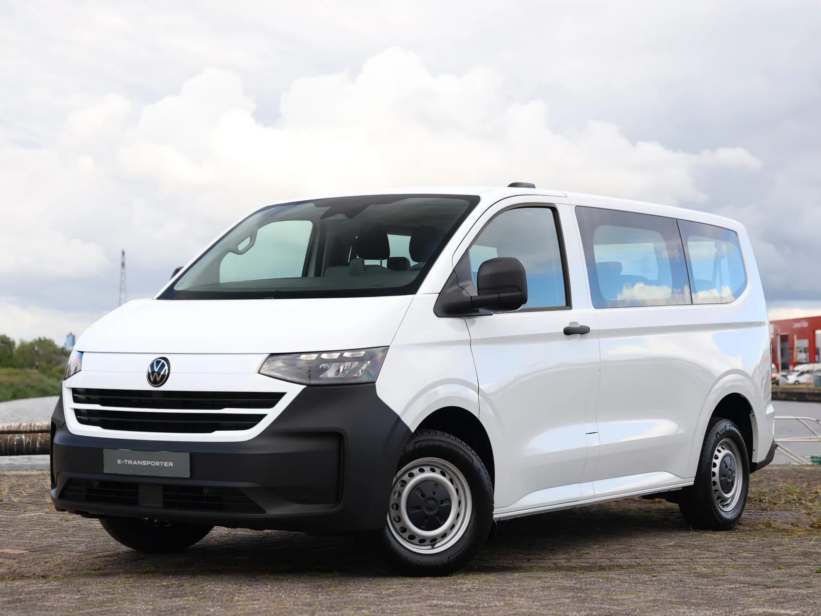 Volkswagen Transporter (2026) — foto 1