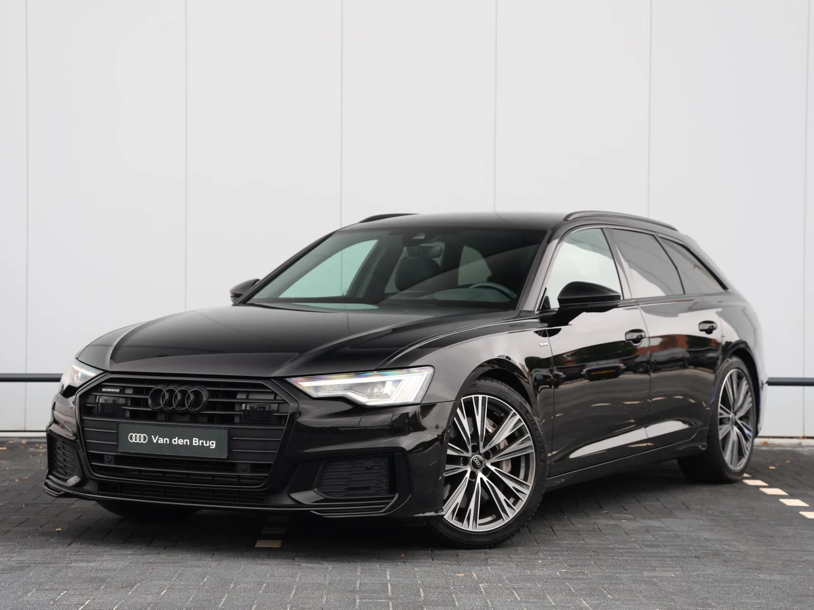 Audi A6 (2022) — foto 1