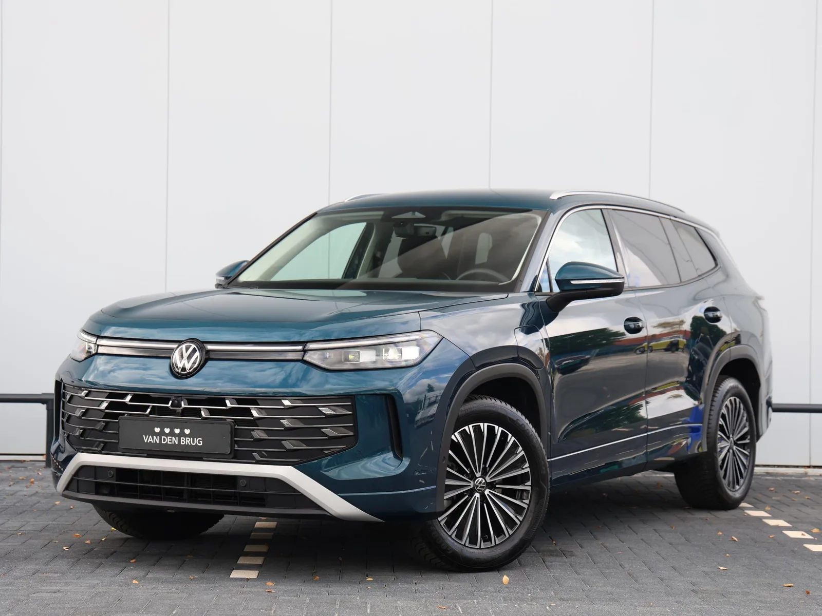 Volkswagen Tayron (2025) — foto 1