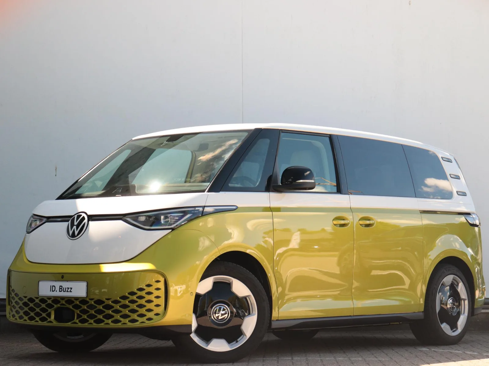 Volkswagen ID. Buzz (2026) — foto 1