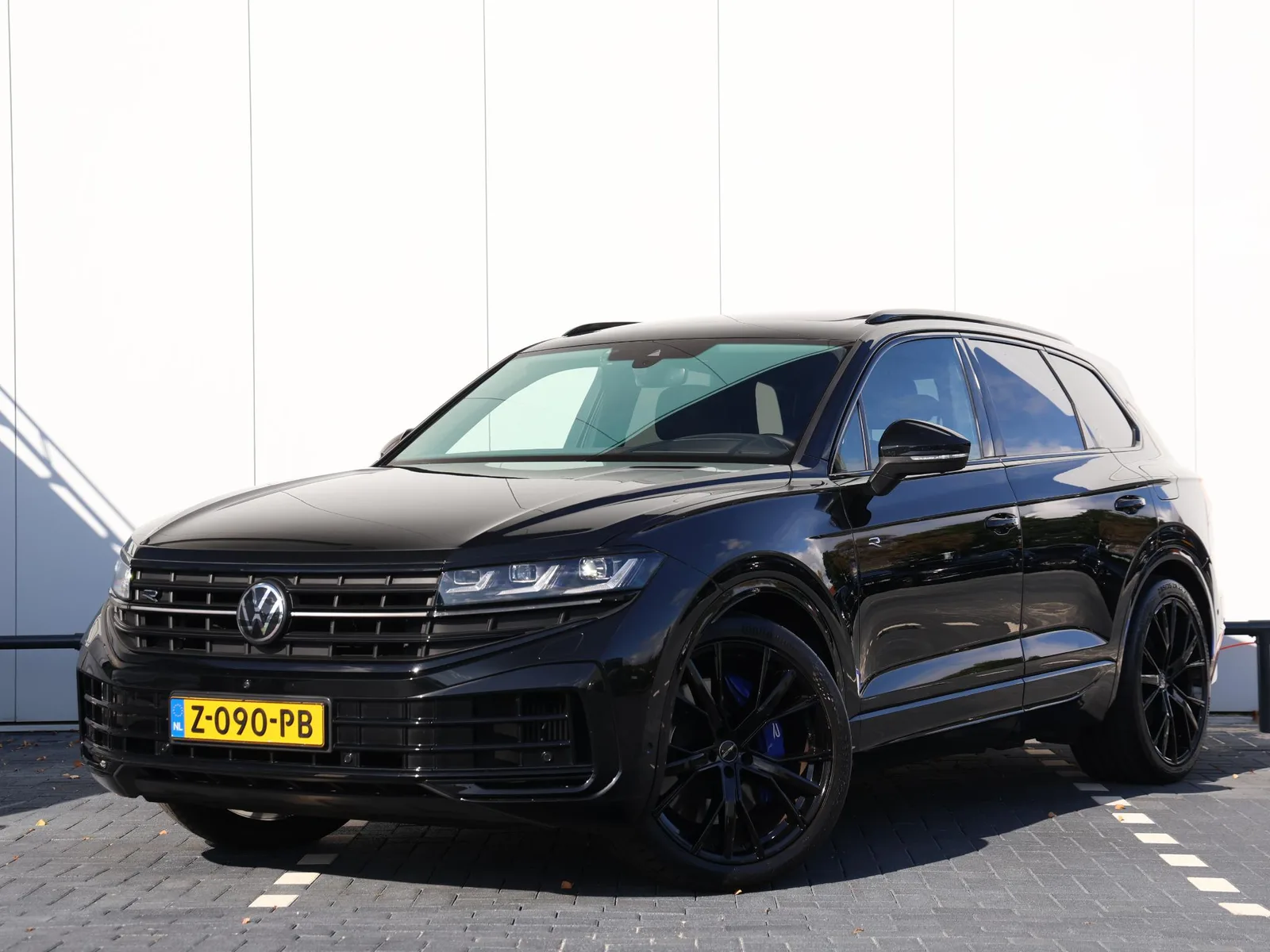 Volkswagen Touareg (2024) — foto 1