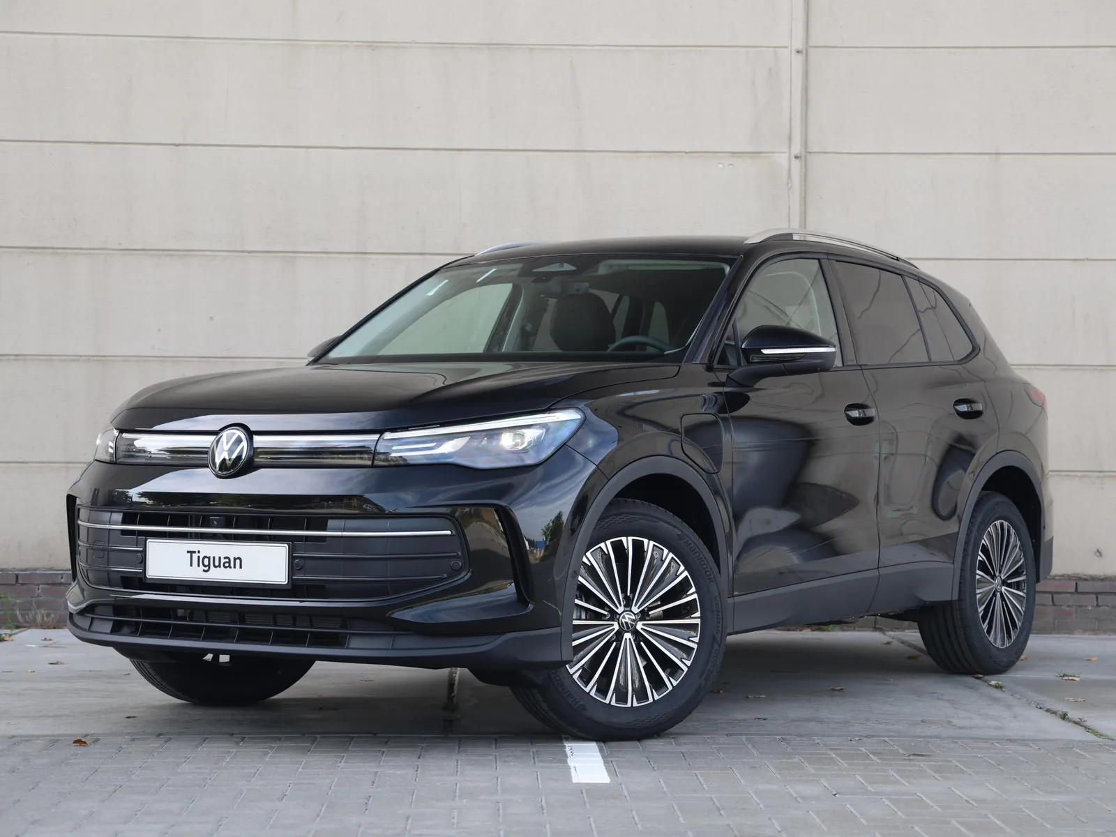 Volkswagen Tiguan (2026) — foto 1