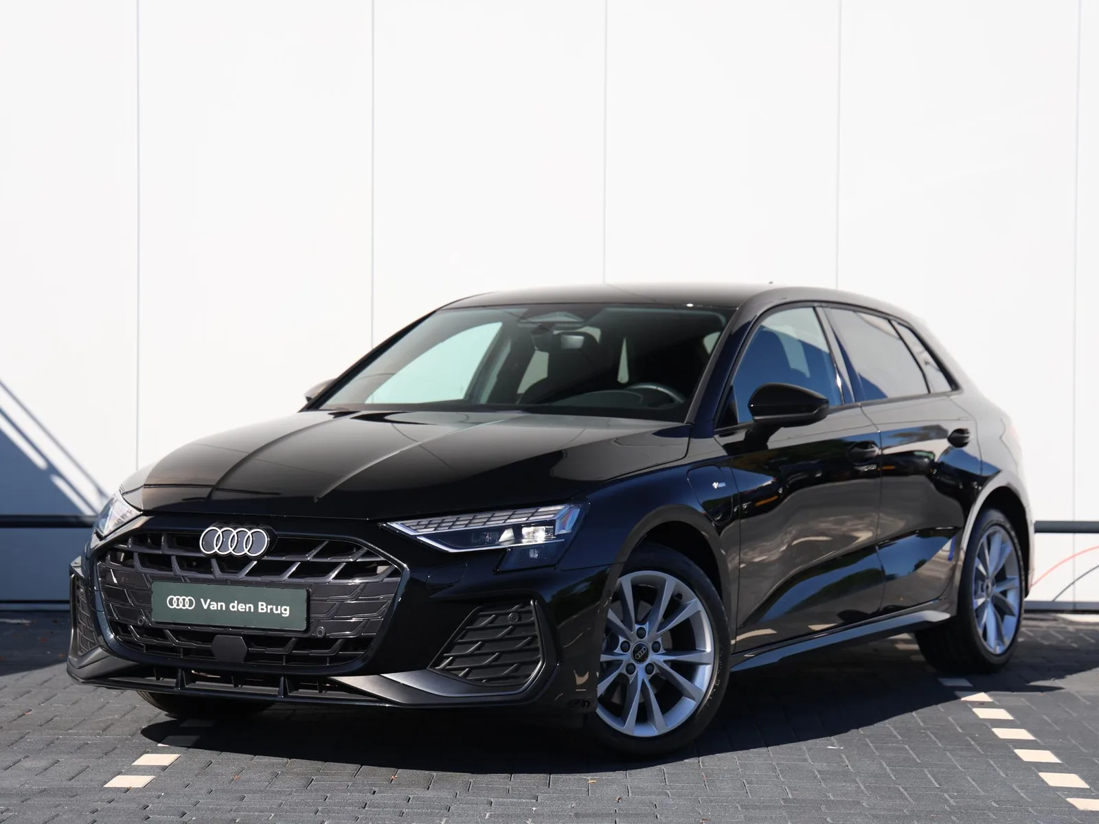 Audi A3 (2025) — foto 1