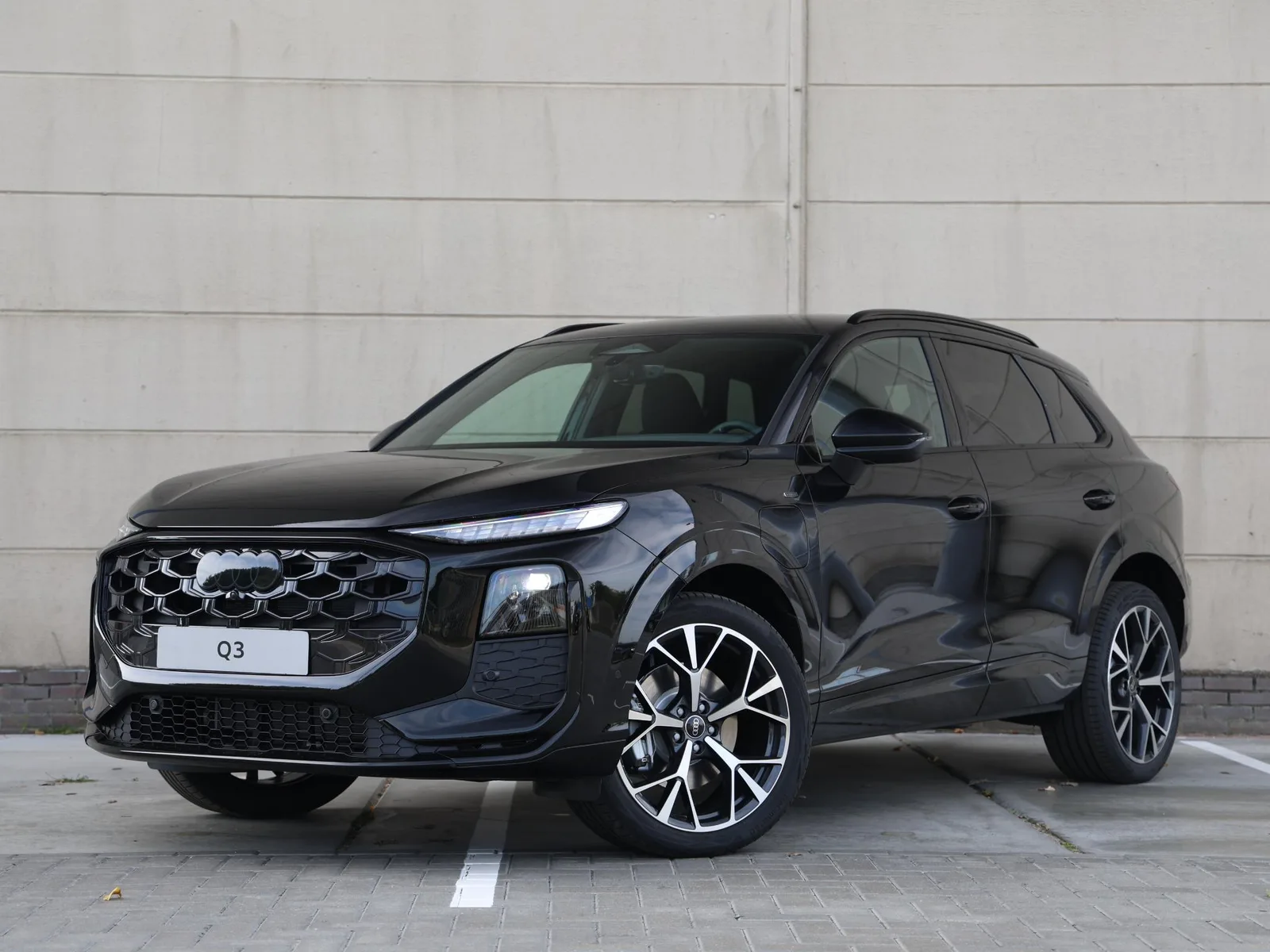 Audi Q3 (2026) — foto 1