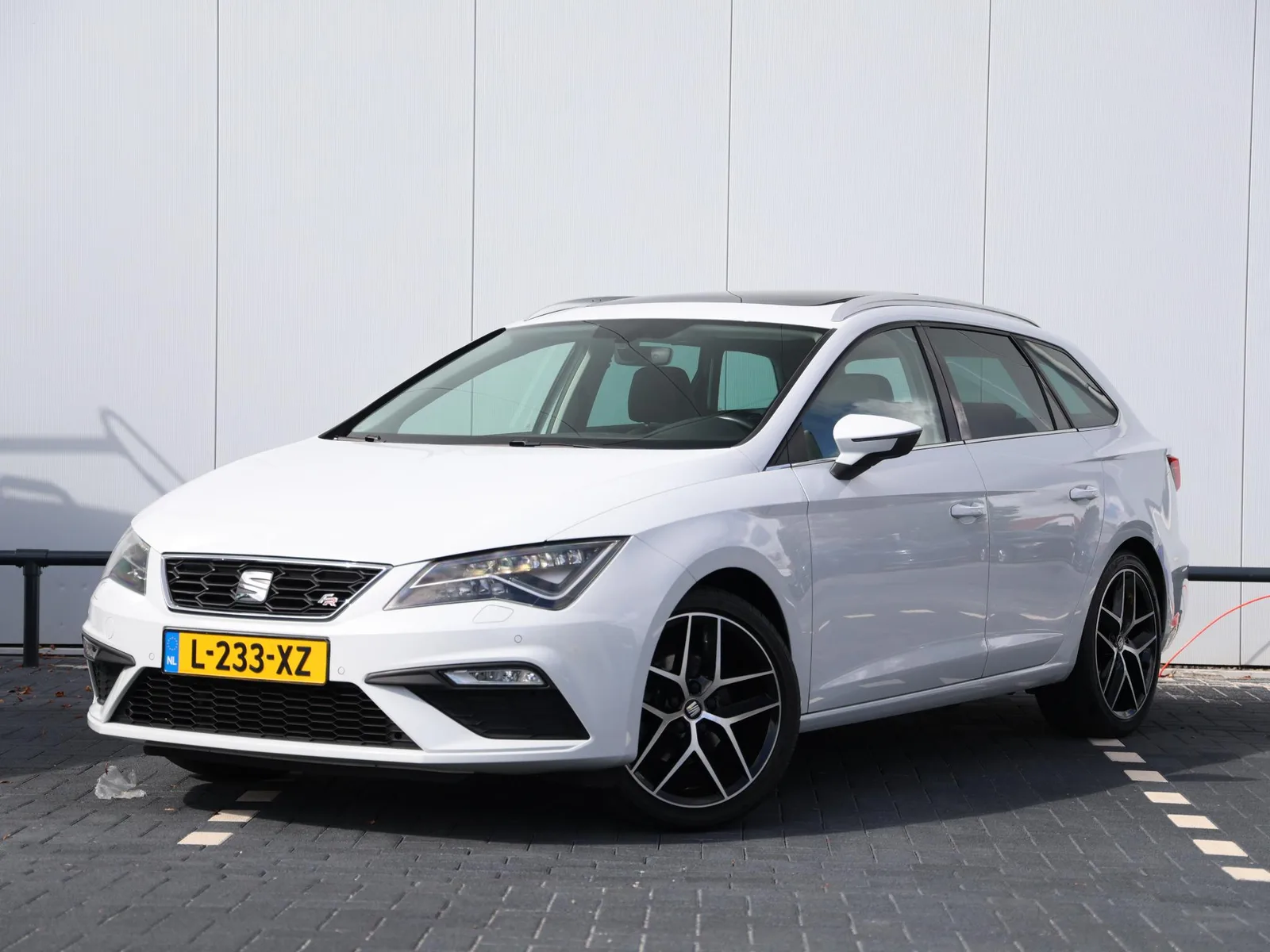 SEAT Leon (2018) — foto 1